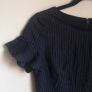 DONATING TODAY•Banana Republic• Vintage Dress